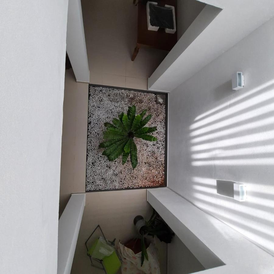 Oesis - Stylish Villa Steps From Historic Galle Fort Exterior foto